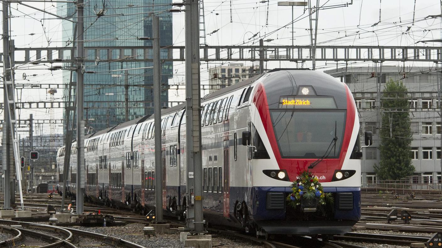 Le FFS mettono mano ai treni a due piani