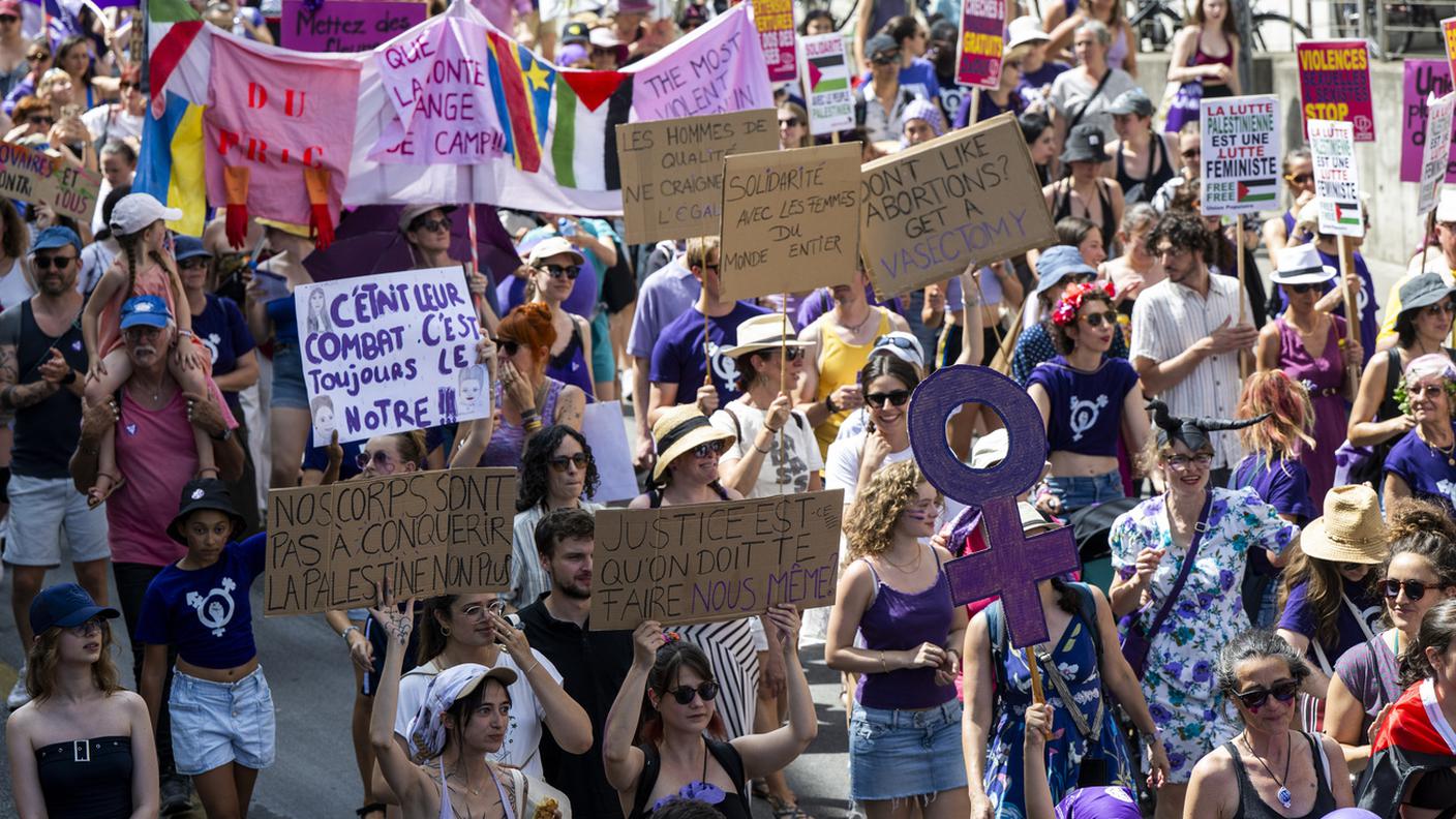 Marcia femminista tenutasi a Ginevra in giugno