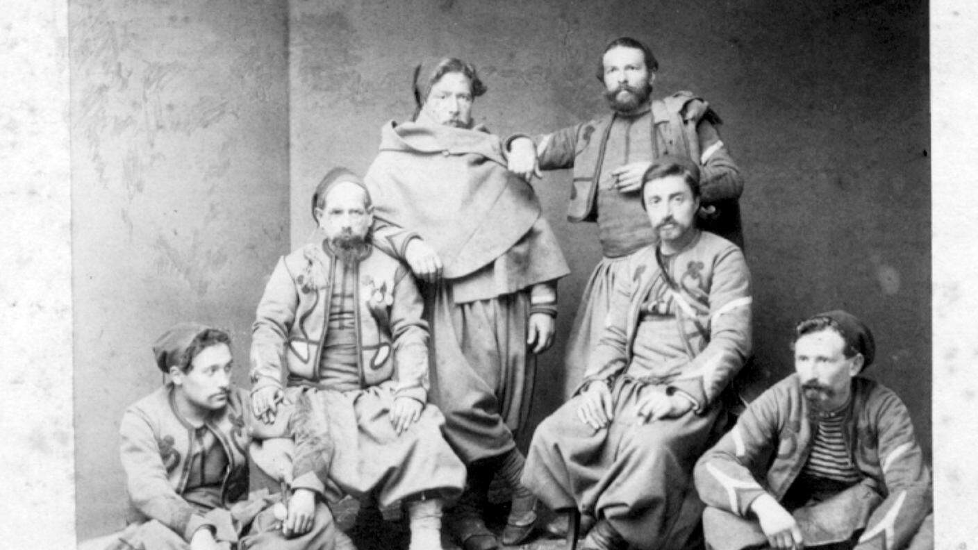 Un'immagine di alcuni soldati dopo l'internamento
