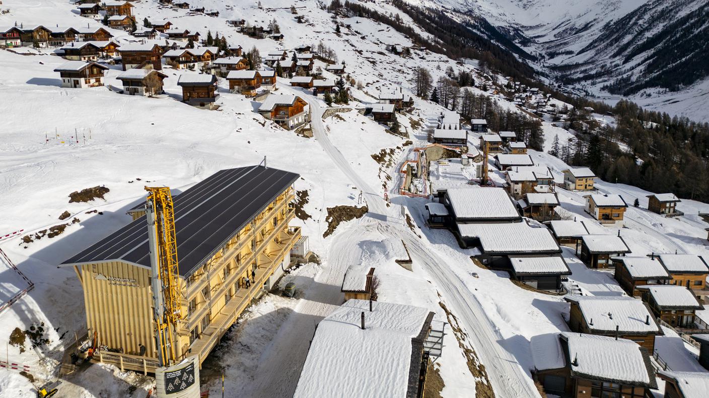  L’hotel temporaneo “Momentum" a Lauchernalp, sopra Wiler, nella Lötschental 
