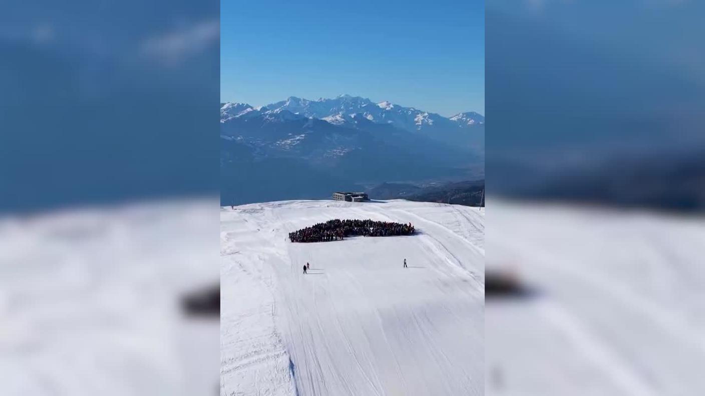 5000_4468356ef6aa6462e196cf966eed4f9c