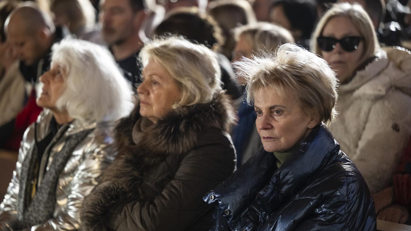 Micheline Calmy-Rey alla messa dedicata alle vittime dell'incendio nel bar di Crans-Montana, 4 gennaio 2026