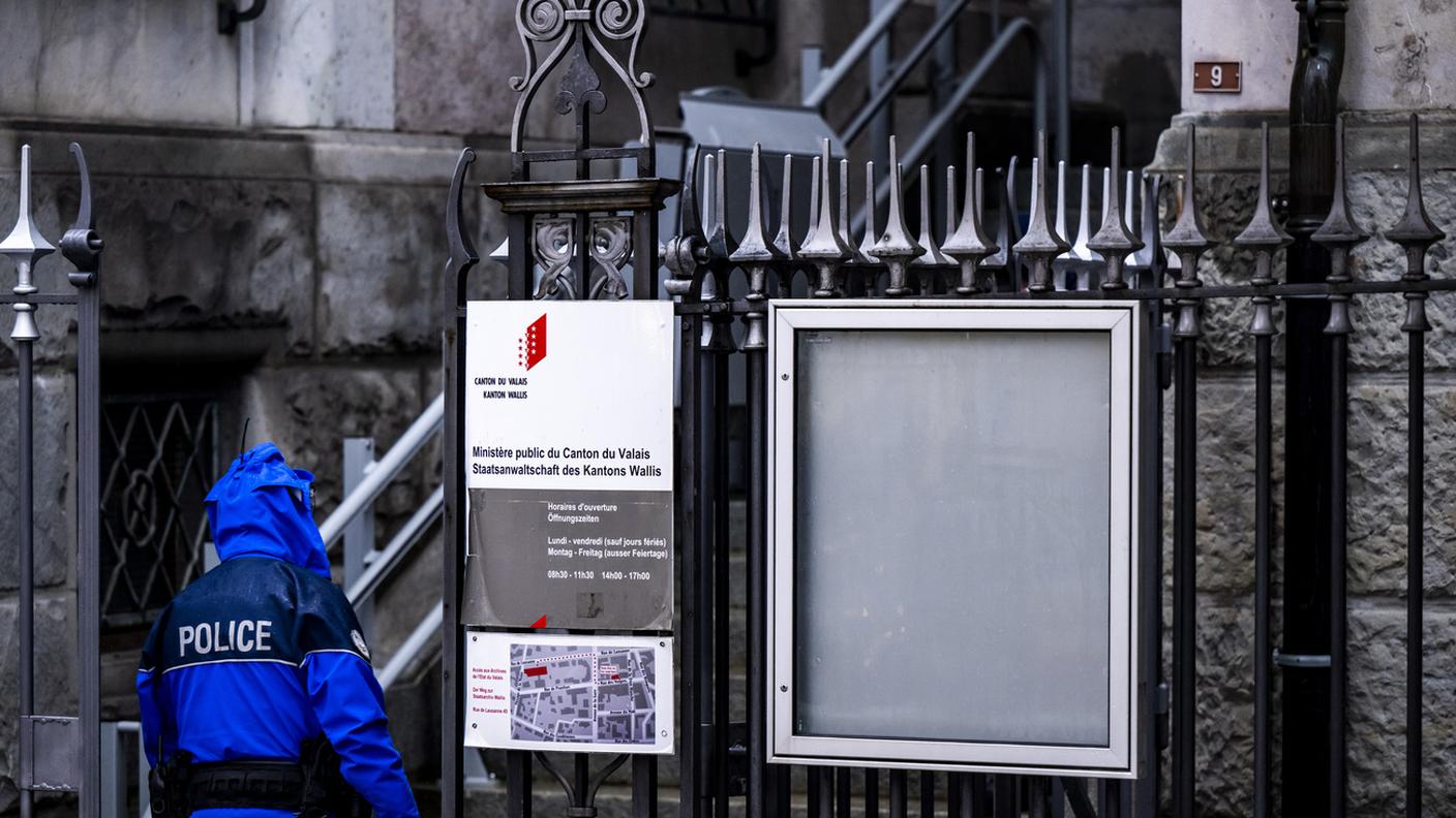 La coppia è stata interrogata negli uffici del Ministero pubblico di Sion