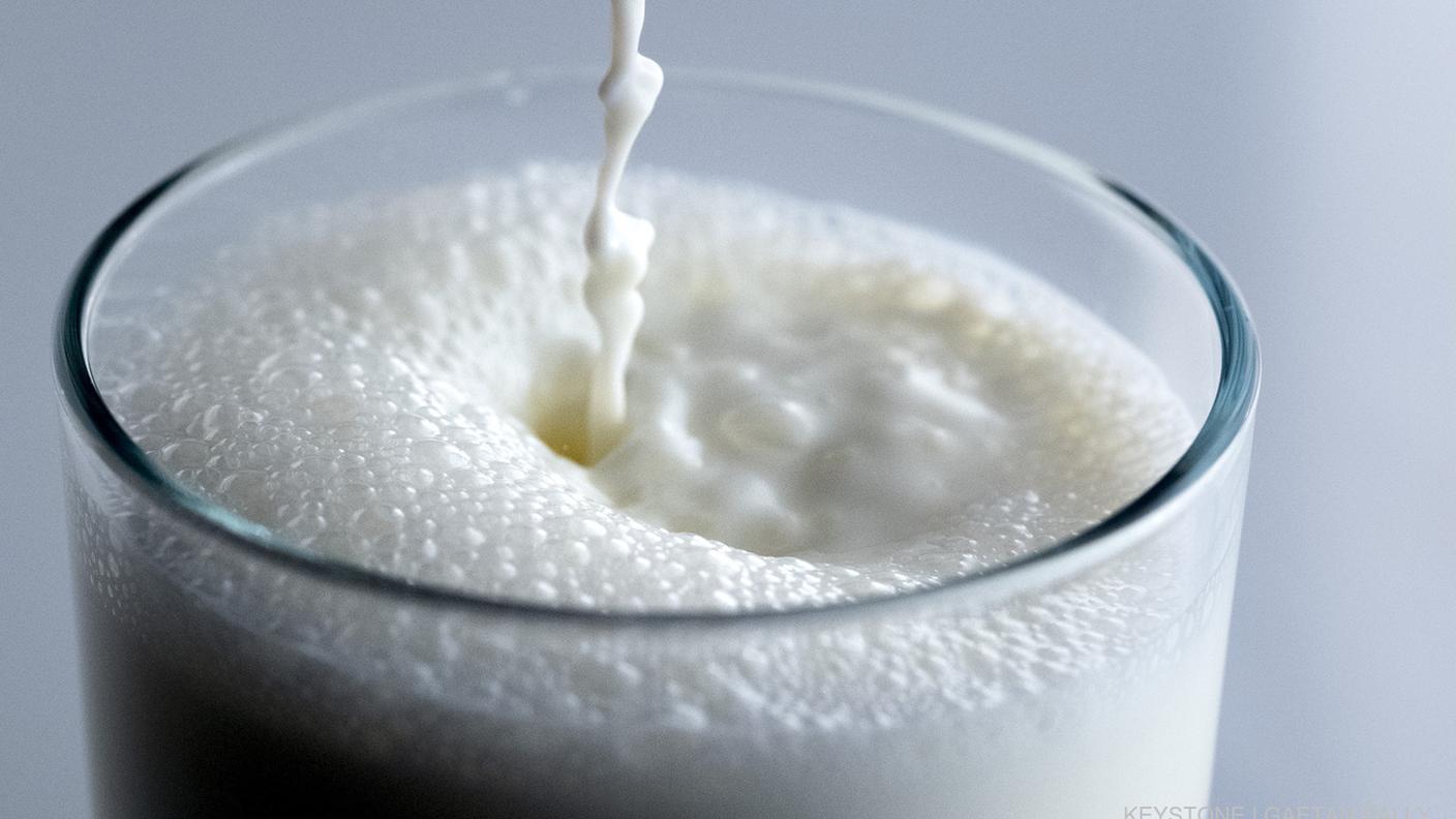 La FPC ha accusato Danone di aver tentennato prima di ordinare il ritiro del latte in polvere contaminato e l'USAV di non aver vigilato a sufficienza