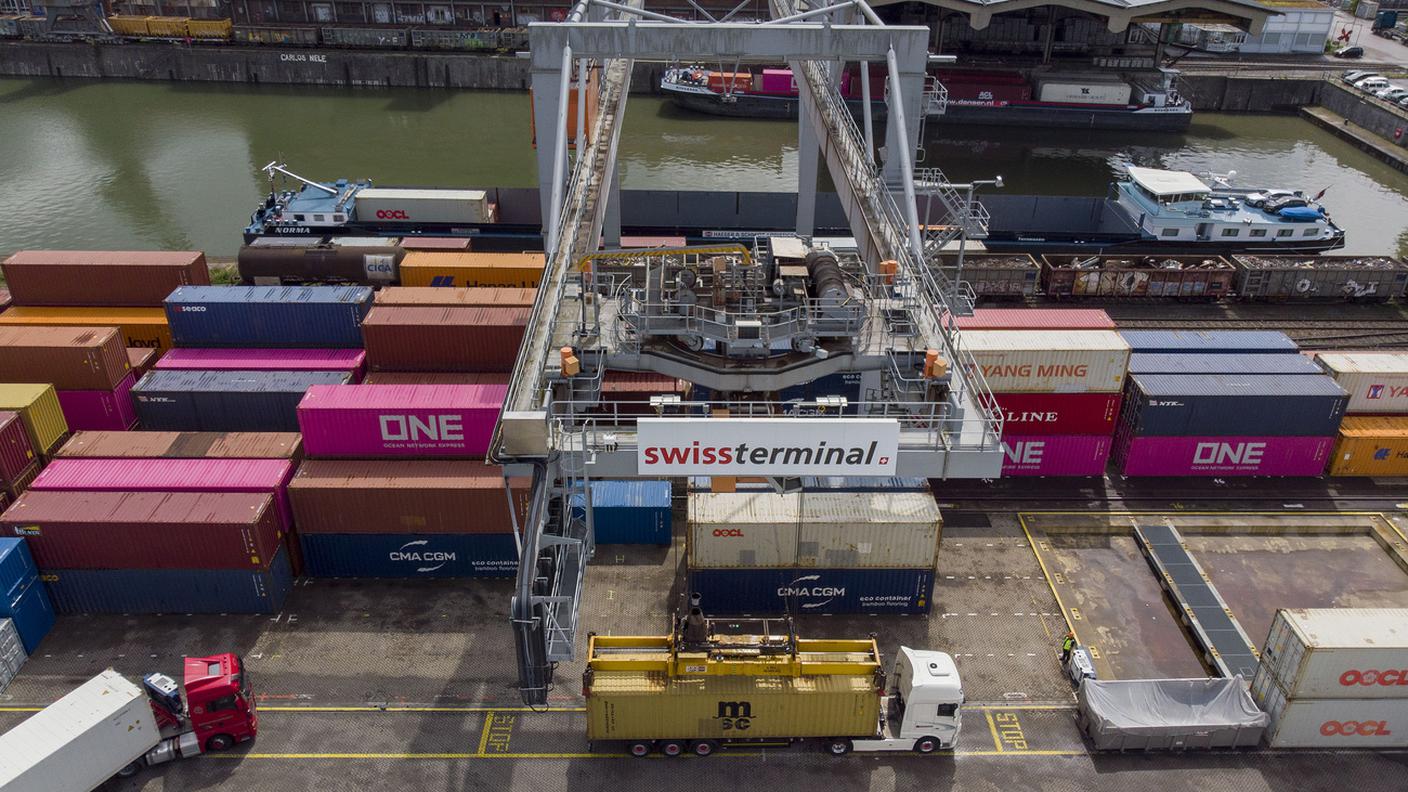 I tre imputati hanno cercato inutilmente la droga in una struttura di Swissterminal nell'hinterland basilese