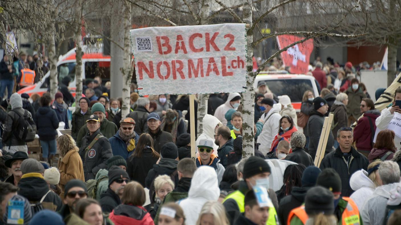 Oltre 3'000 persone sono scese per strada a Liestal