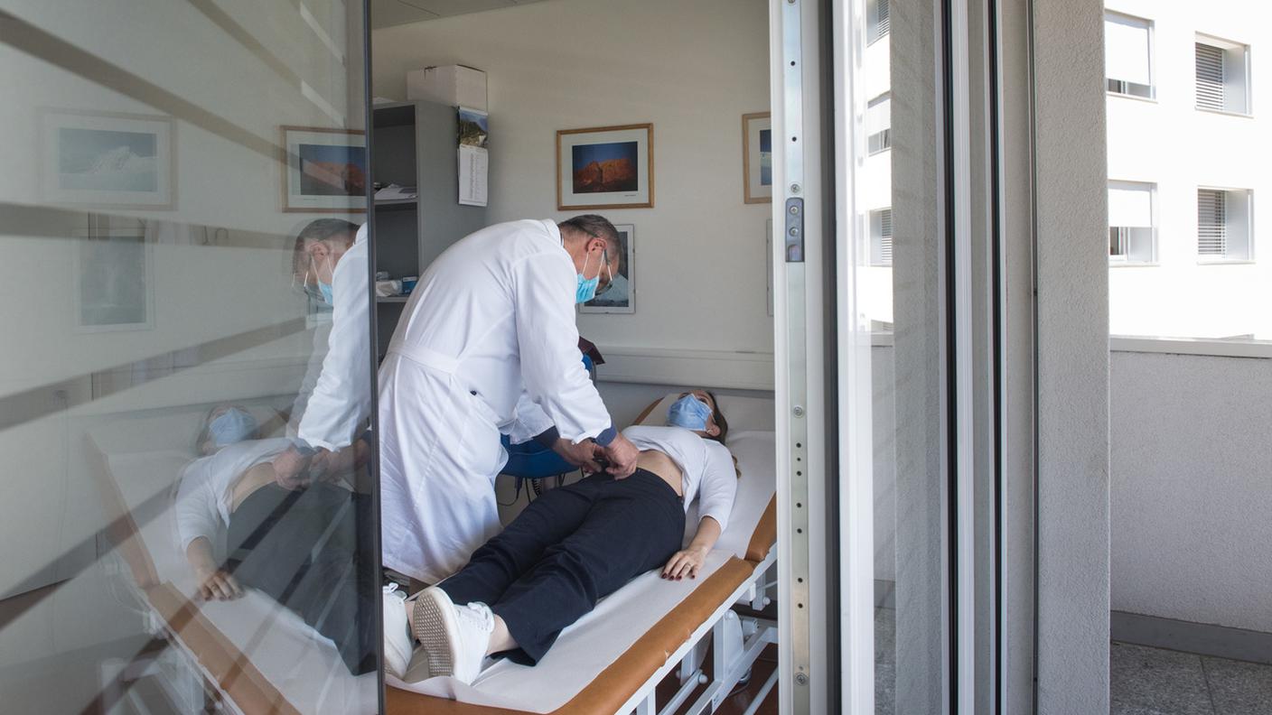 Il TF ha dato ragione a un infermiere affetto da Long Covid, a cui la Baloise aveva interrotto le prestazioni assicurative