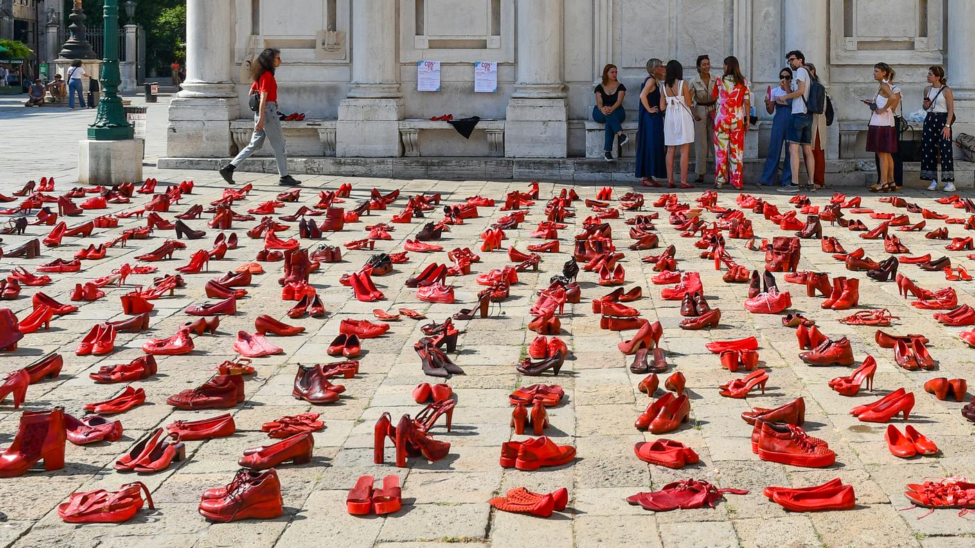 Nel Codice penale svizzero è assente la parola "femminicidio"