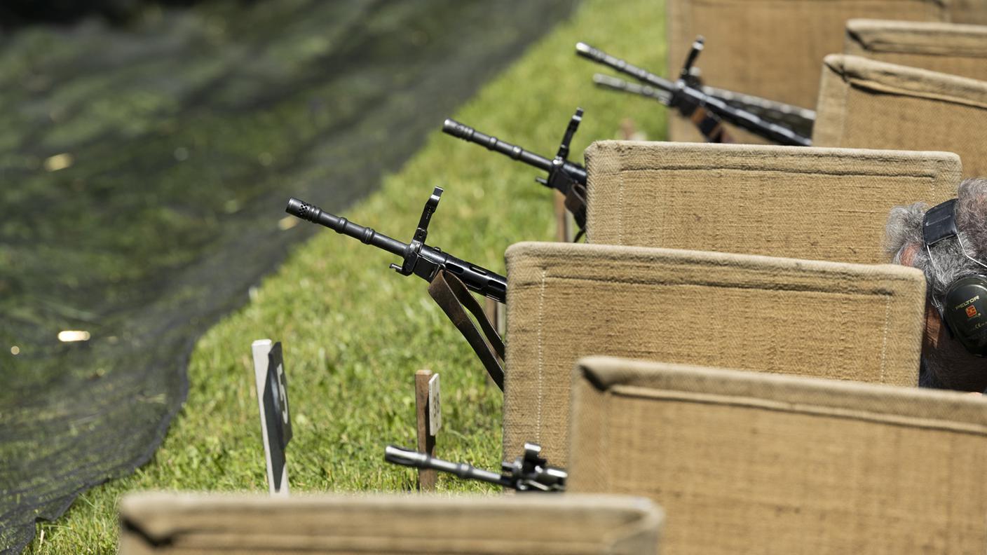 Uno stand di tiro nell'Oberland bernese
