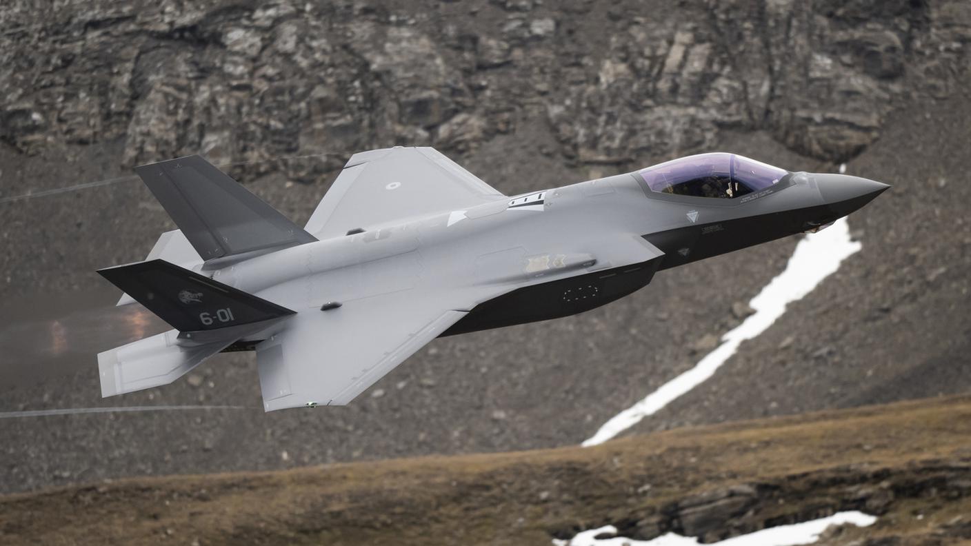 Non si arriverà ai 36 caccia previsti