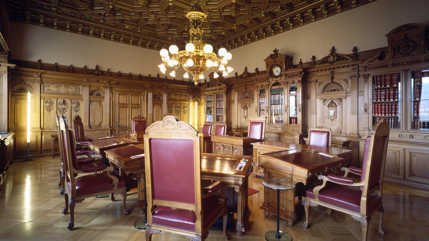 Consiglio federale Governo svizzero sala riunioni