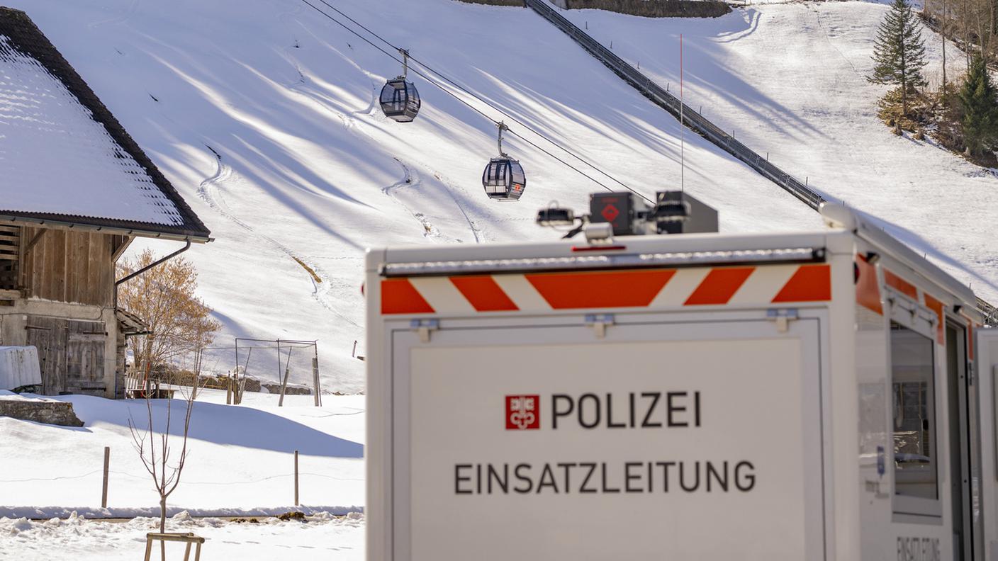 La polizia sta indagando sulle cause dell'incidente dell'Engelberg-Titlis Express