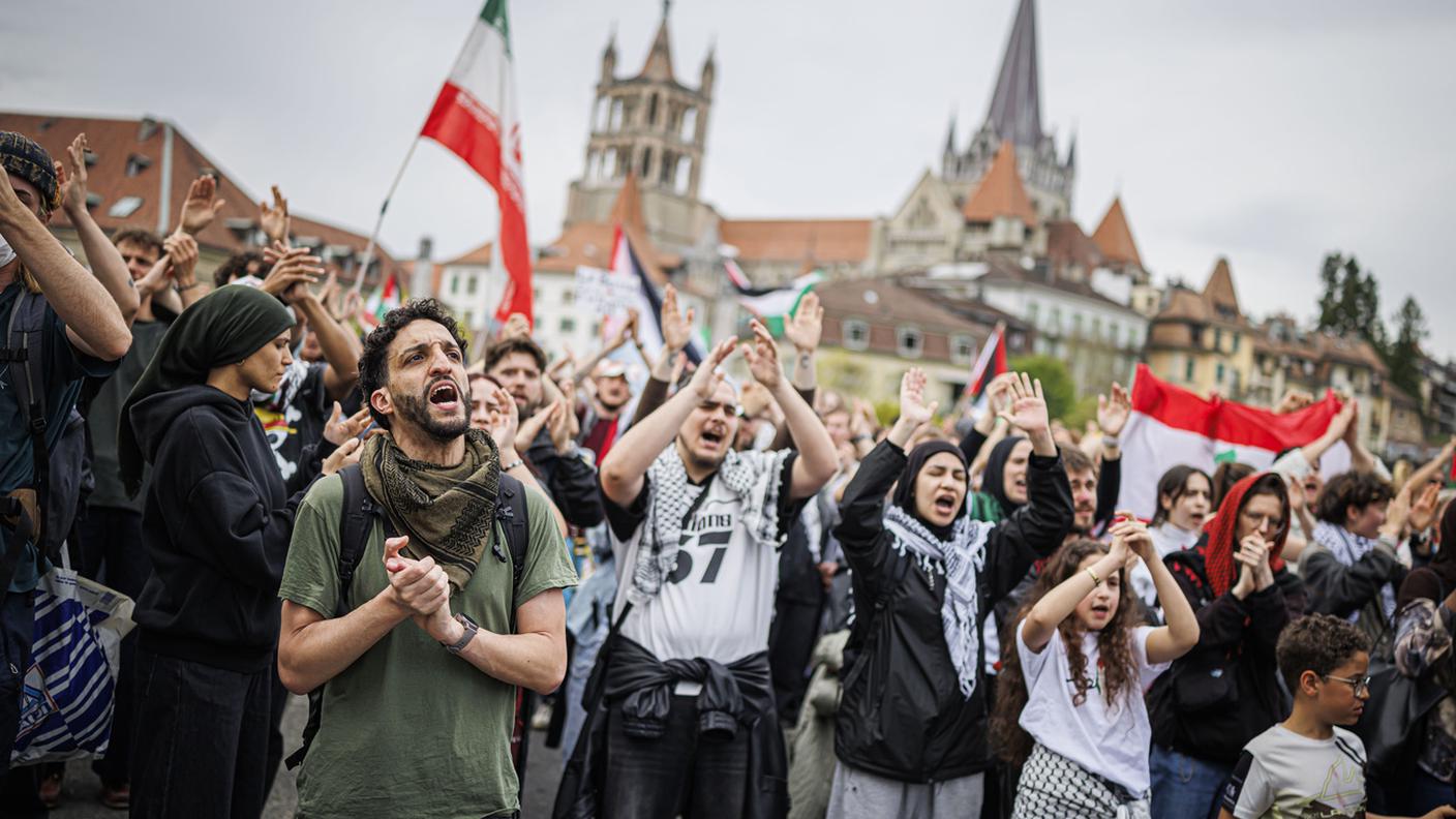 Dimostranti a Losanna