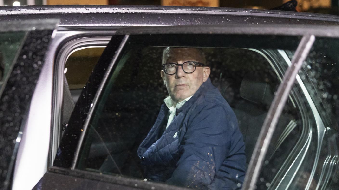 Il sindaco di Crans-Montana è stato interrogato lo scorso 13 aprile
