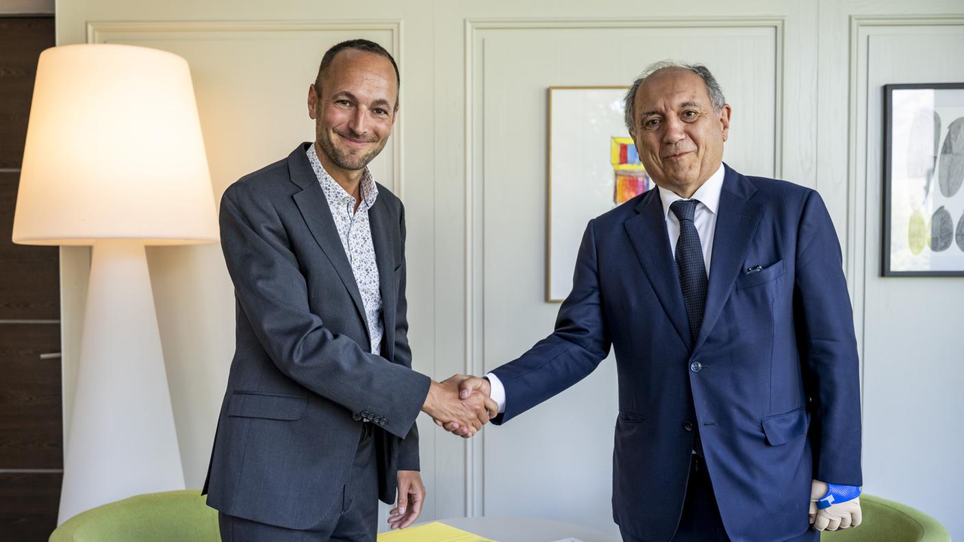 L'incontro tra Mathias Reynard (a sinistra) e Gian Lorenzo Cornado in occasione dell'odierno incontro a Martigny