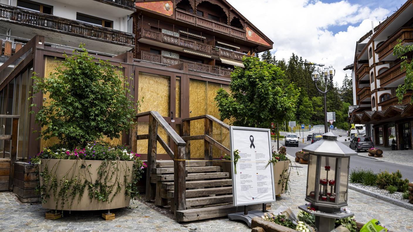 La veranda sigillata del bar Le Constellation a Crans-Montana