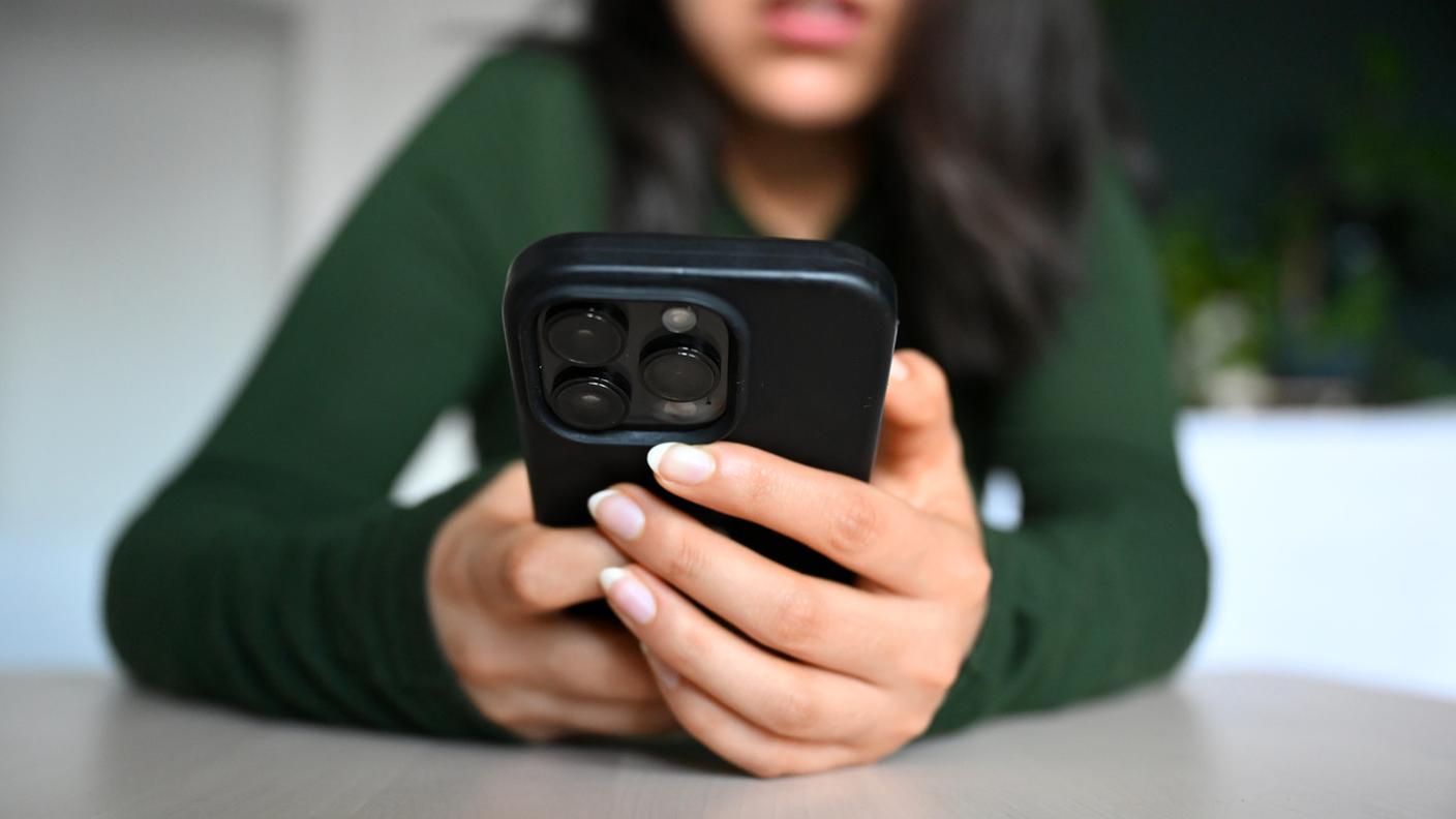 Il tema è come fare a proteggere meglio bambini e adolescenti dai messaggi sessuali