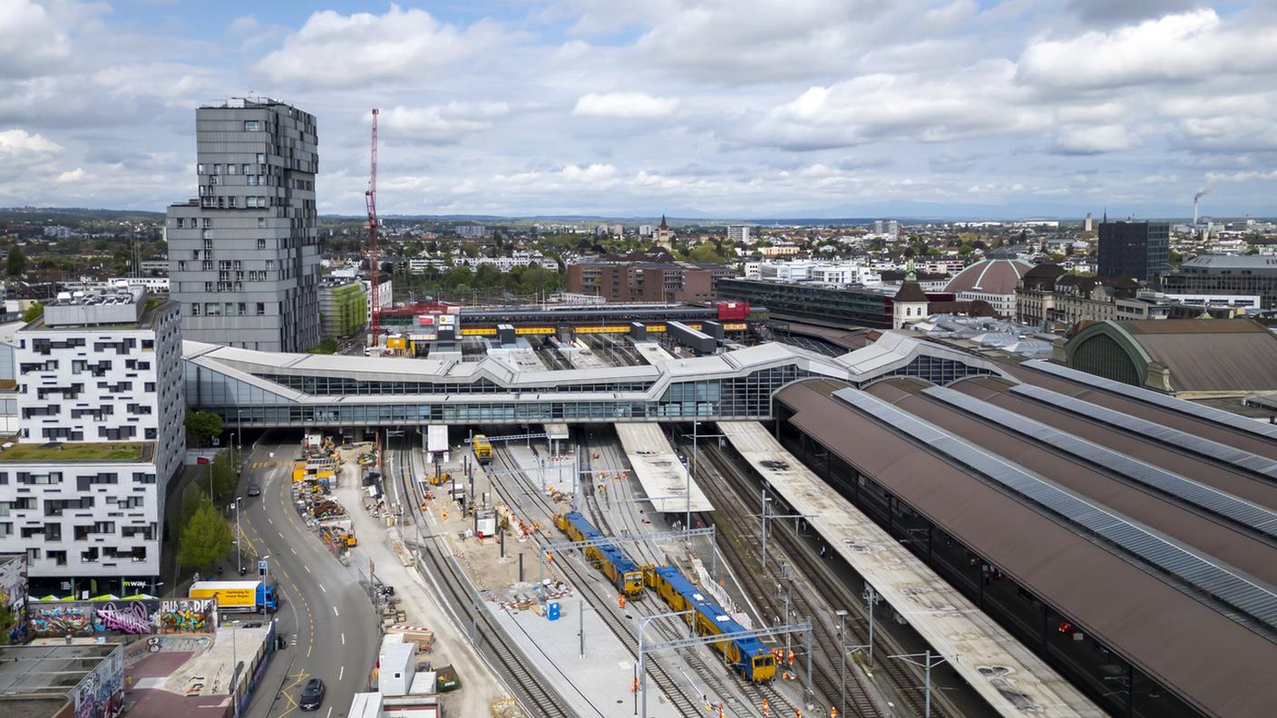Tra i singoli progetti, spiccano i consensi per l'ampliamento della stazione ferroviaria di Basilea (56%) e per la prima tappa della stazione di transito di Lucerna (54%)