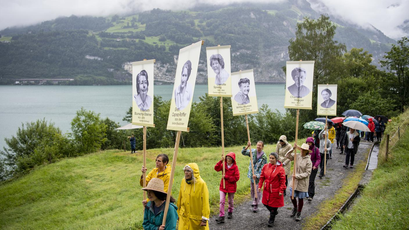 1° agosto in rosa al Grütli: si ricordano i 50 anni del suffragio alle donne