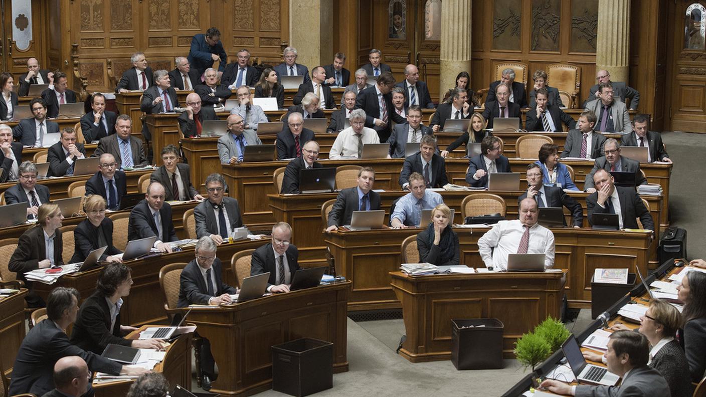 Dibattito urgente sul voto del 9 febbraio