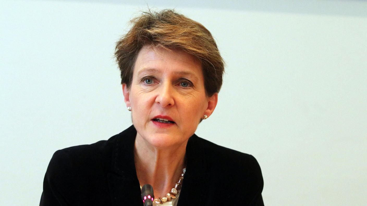 La ministra durante il suo incontro con i media a Vienna