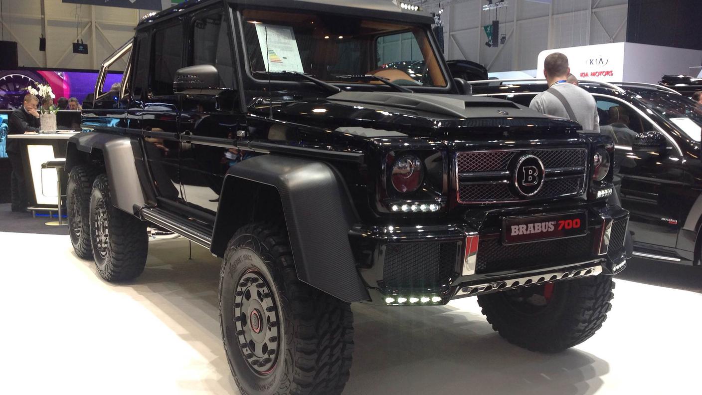 Salone Brabus 700.jpg