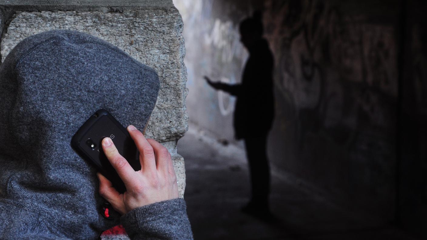 stakling intercettazione telefono criminalità tp.jpg