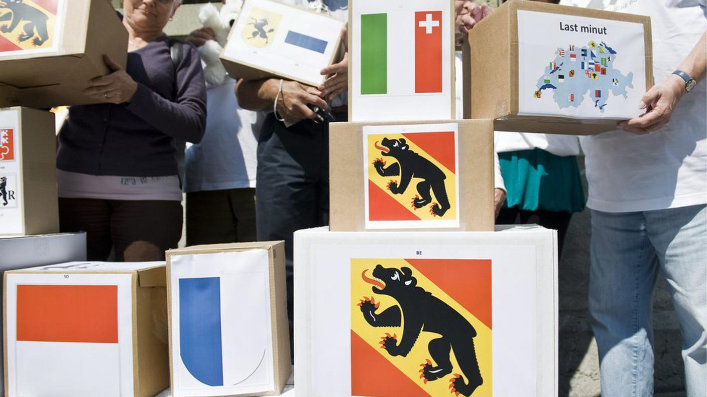 consegna firme Berna 2011 ky.JPG