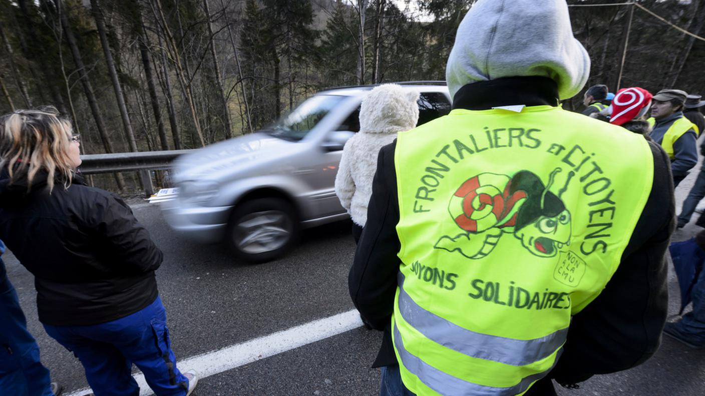 7 protesta frontalieri romandia 10 1 14 ky.JPG