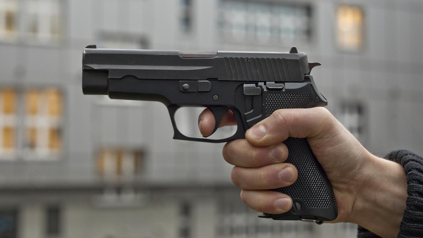 pistola ky.JPG