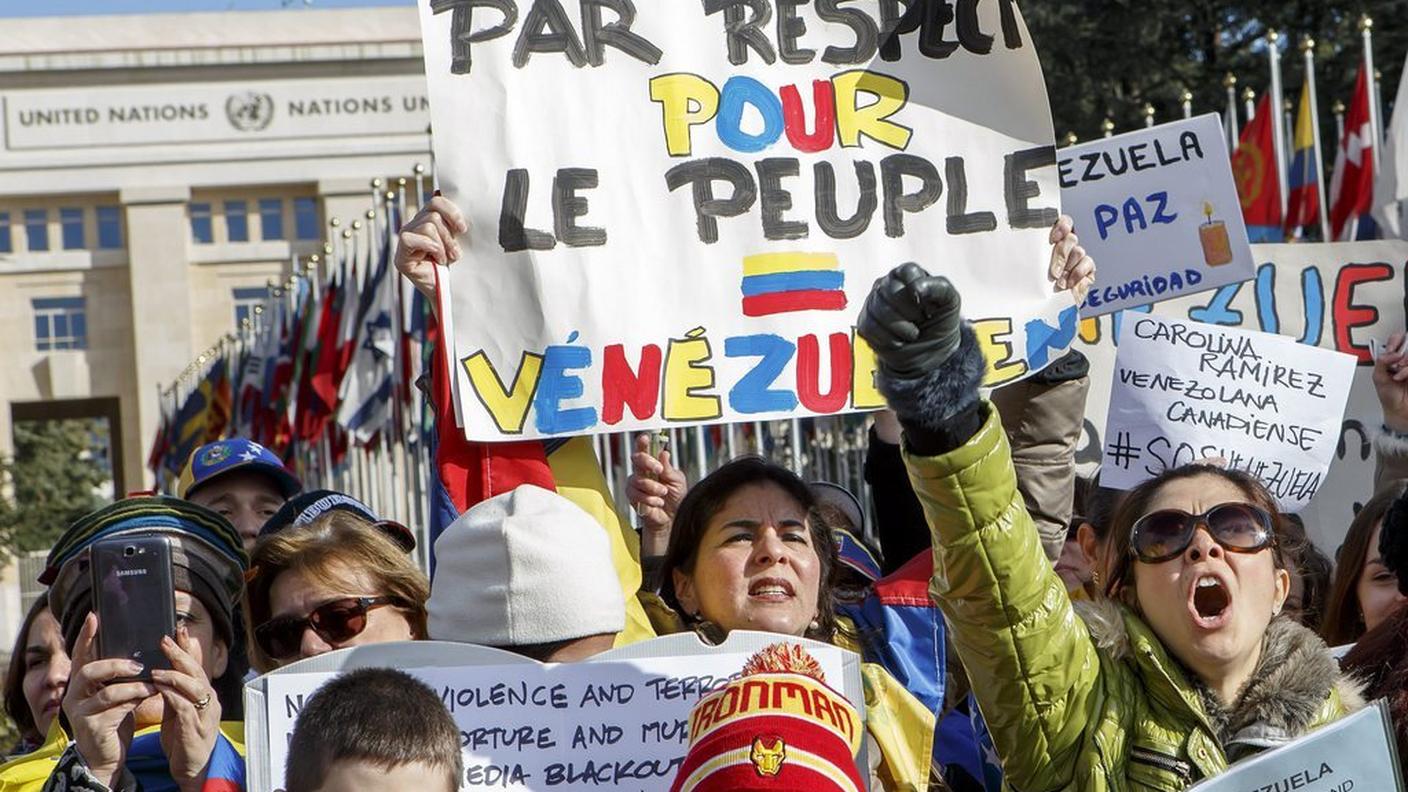 ginevra manifestazione ky.JPG