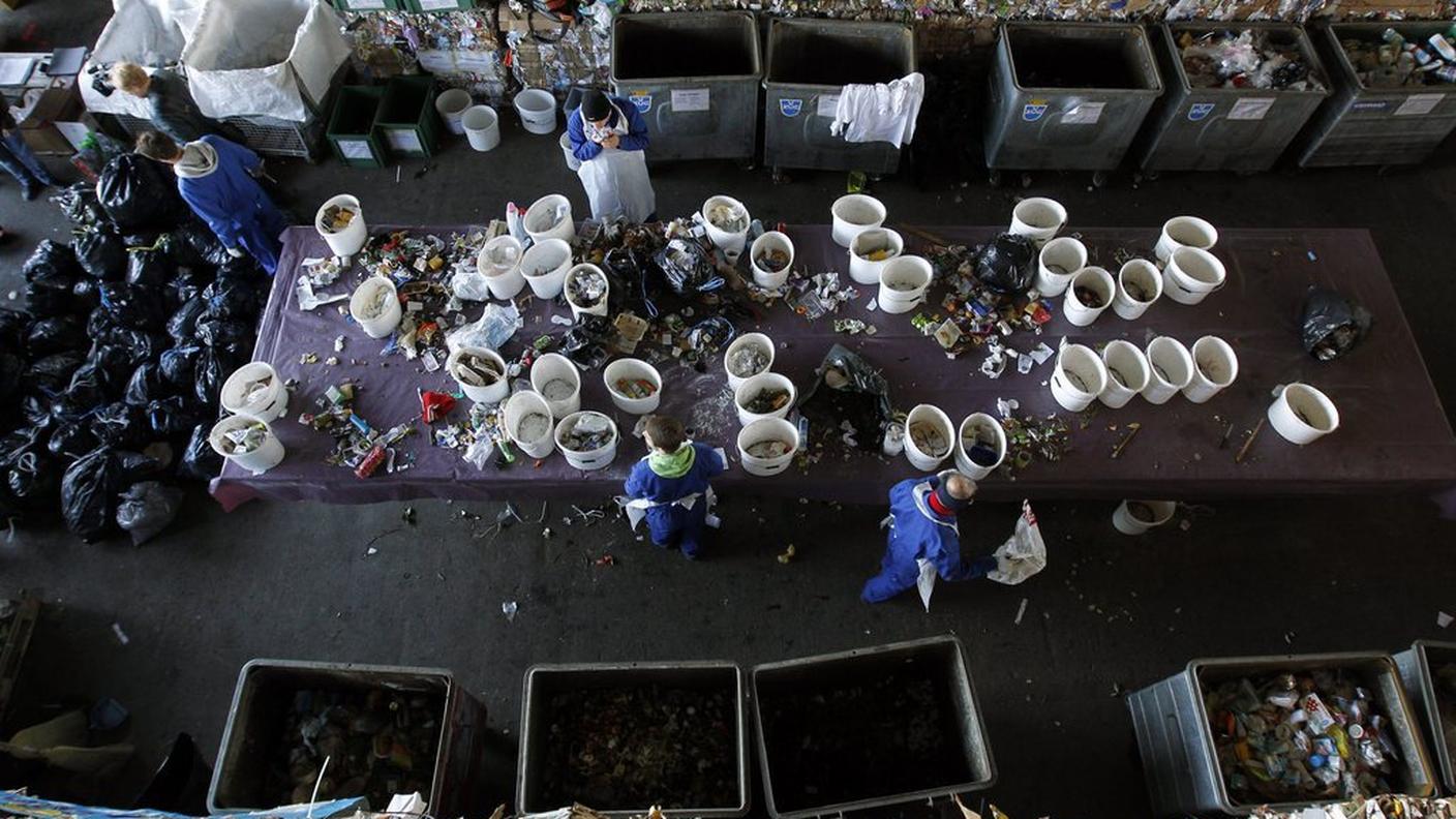 rifiuti industriali,ky.JPG