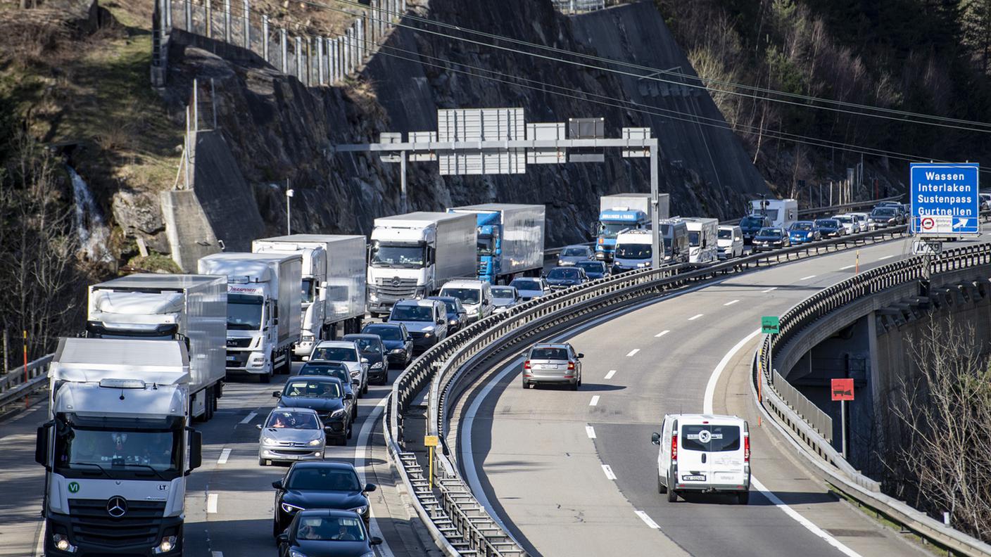 Solo camion sicuri attraverso le Alpi