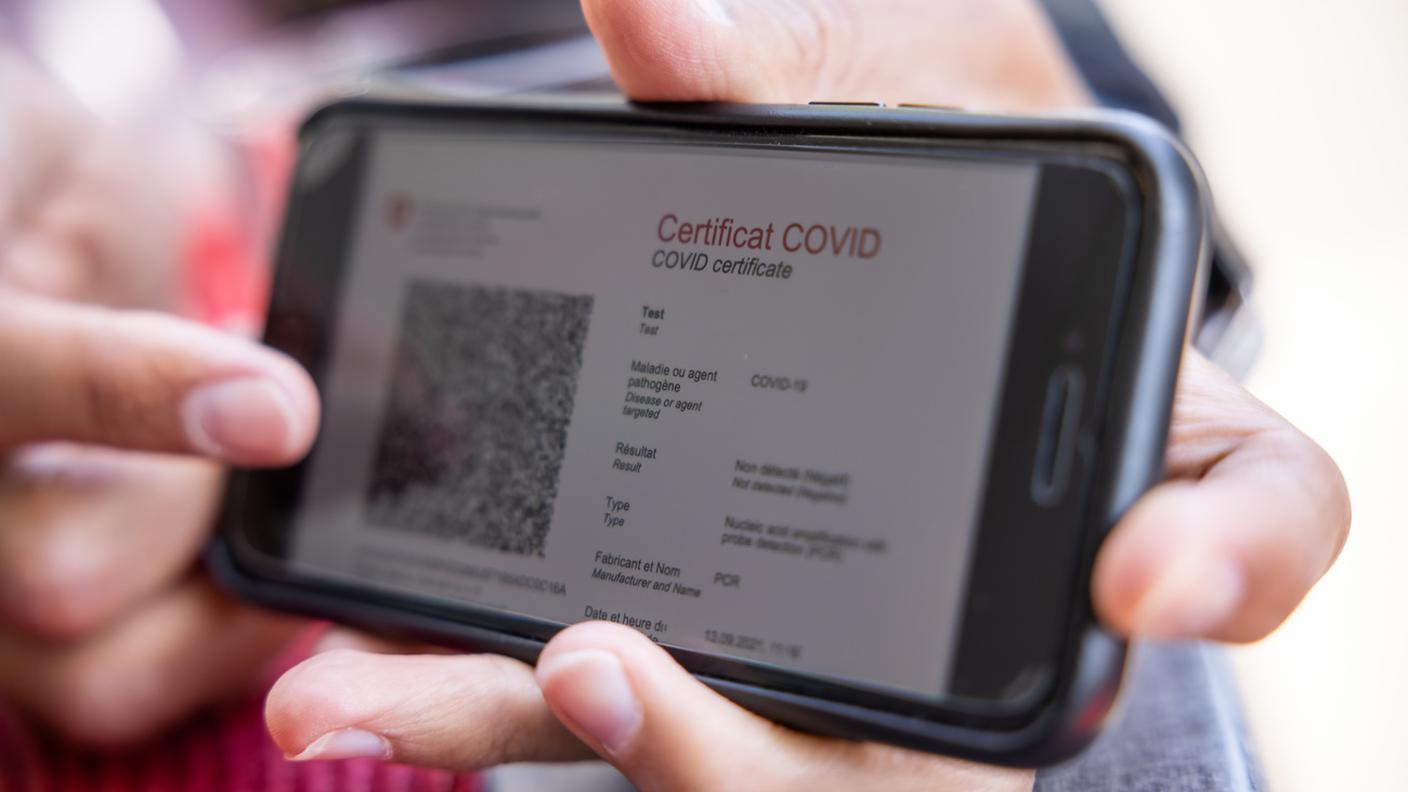 Chi ha acquistato i documenti falsi rischia conseguenze penali e fino a cinque anni di carcere