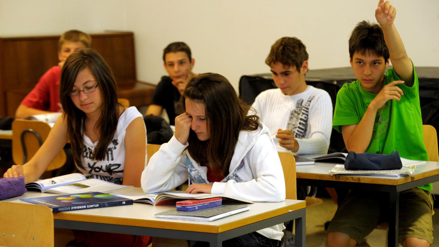 scuola media allievi.jpg