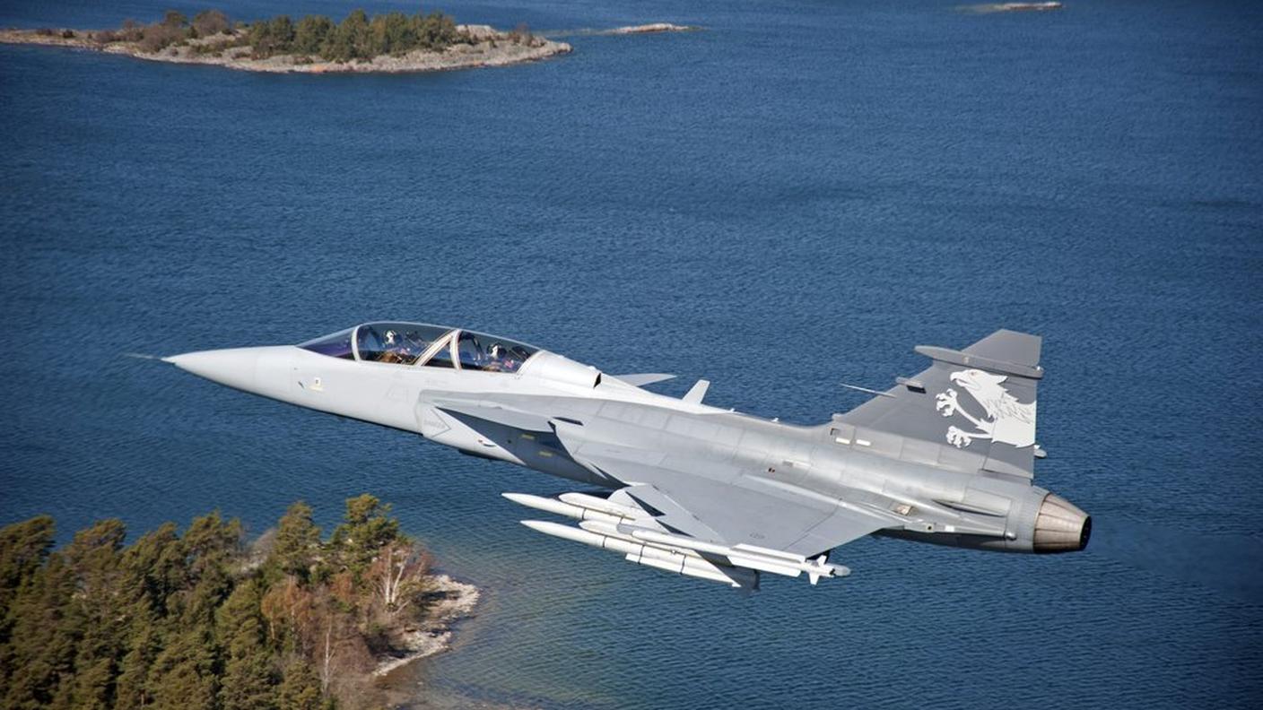 Gripen F, Svezia, maggio 2012, Ky_.jpg
