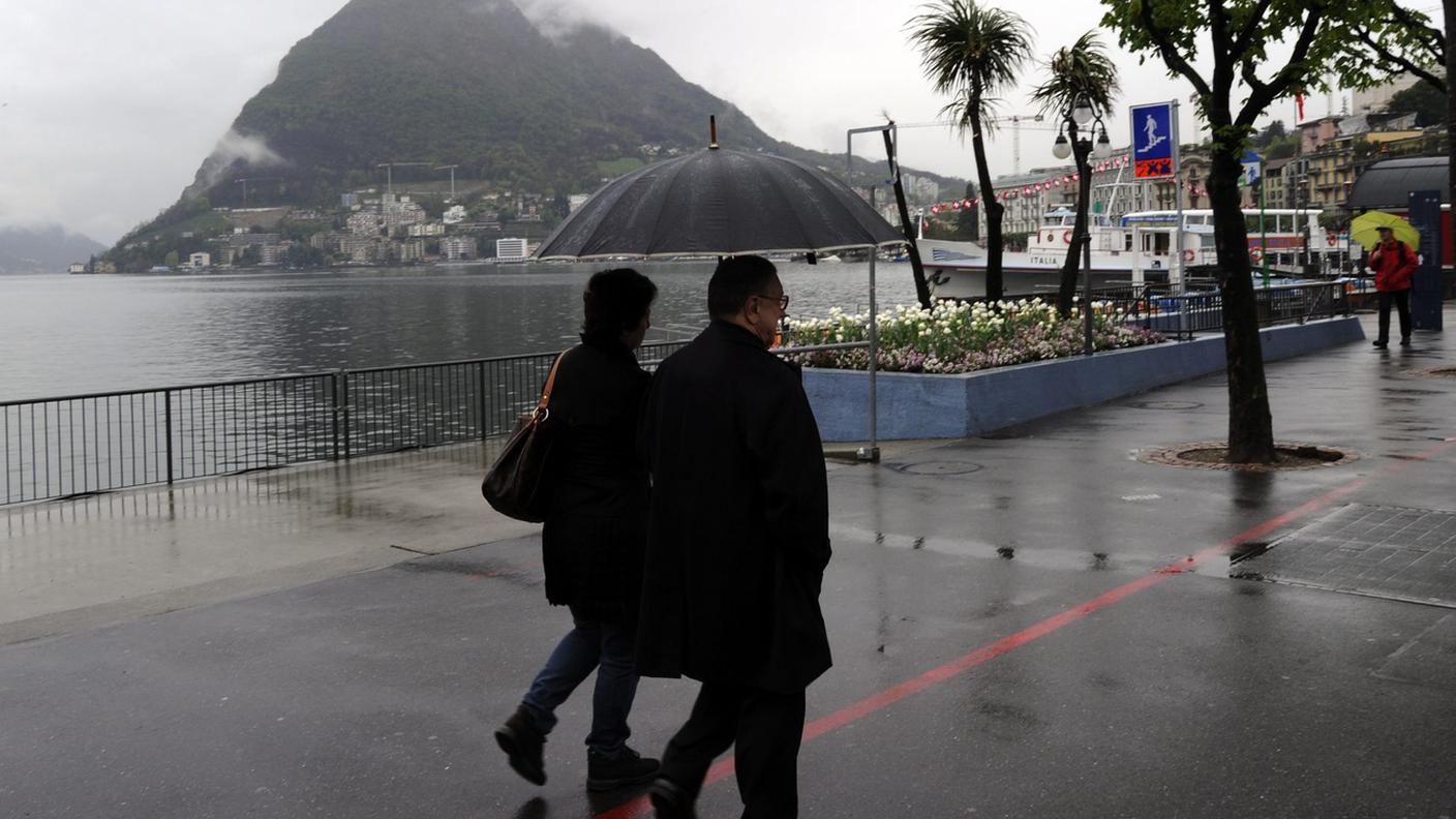 Nonostante qualche pioggia i turisti non sono mancati a Lugano in novembre