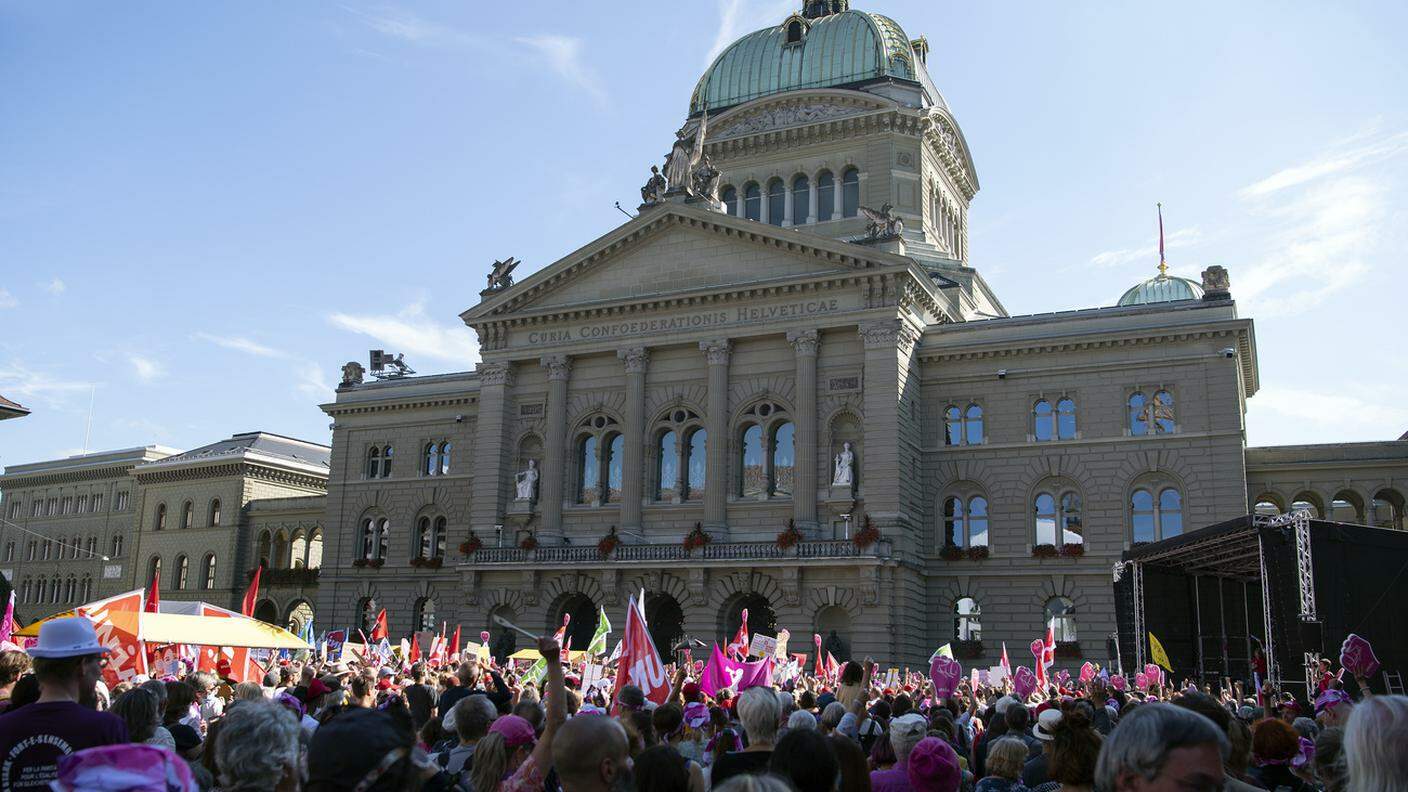 Migliaia di donne in piazza in settembre a Berna in difesa delle rendite