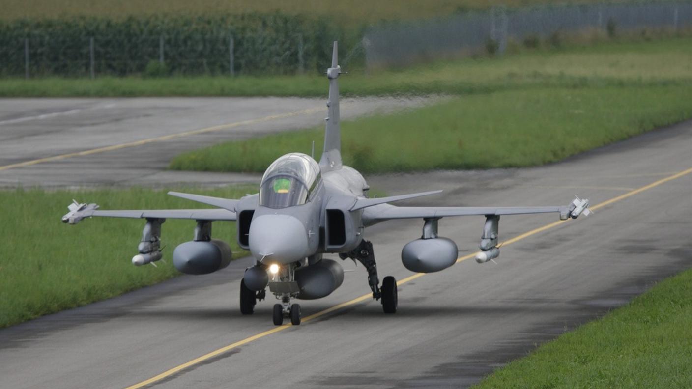 ky_Gripen.jpg