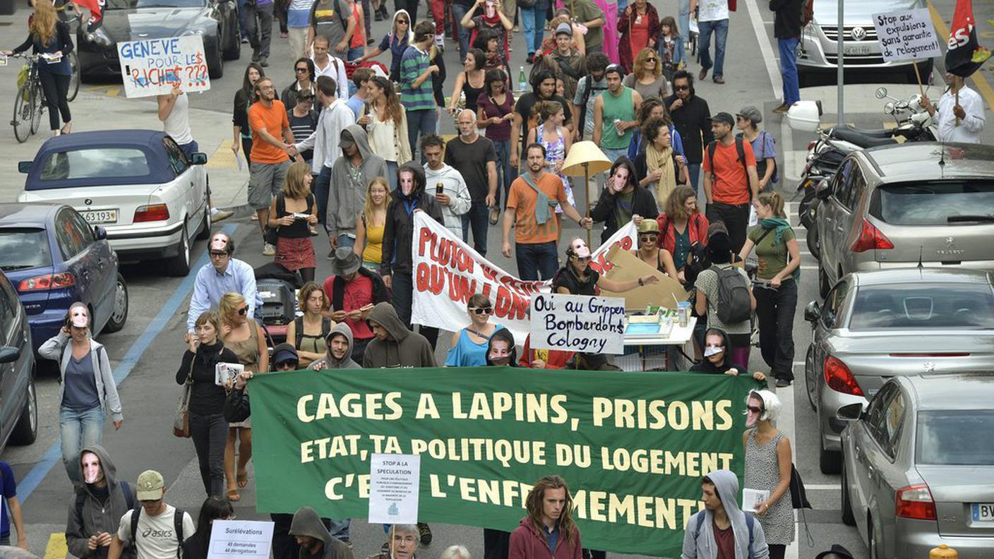 manifestazione alloggio ginevra 2 ky.JPG