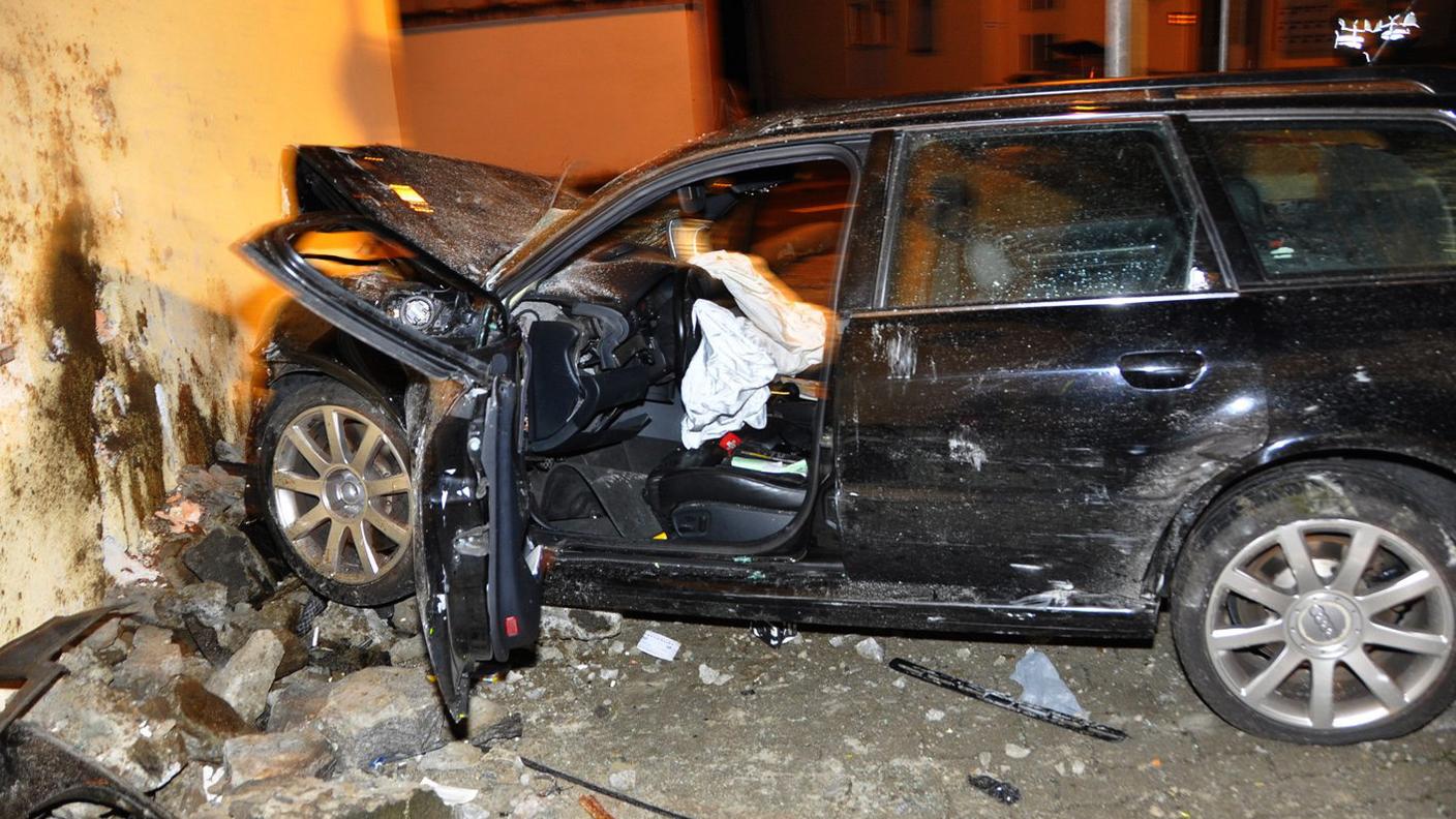 Incidente mortale Minusio, 14.10.2012, FVR_..jpg