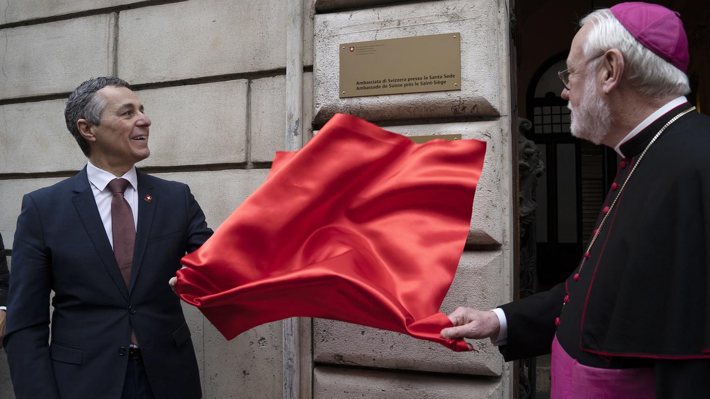 L'inaugurazione dell'ambasciata