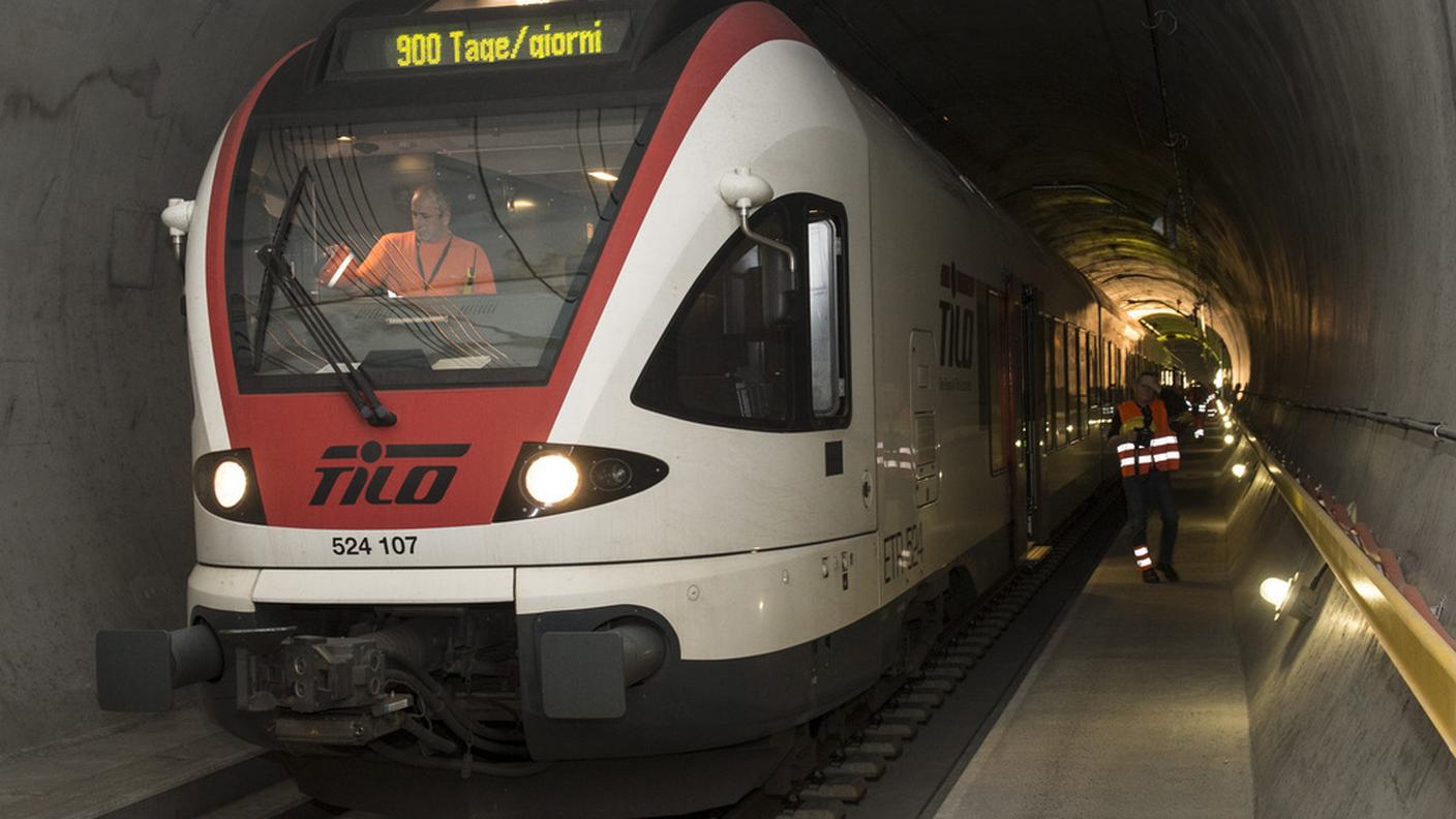 Sotto il San Gottardo i treni circolano già da qualche mese, in prova
