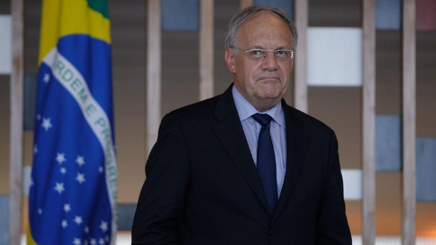 Schneider Ammann Brasilia 3.4.2014 ky.JPG