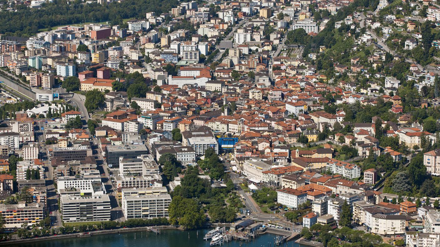 Locarno panorama 2012 ky.JPG