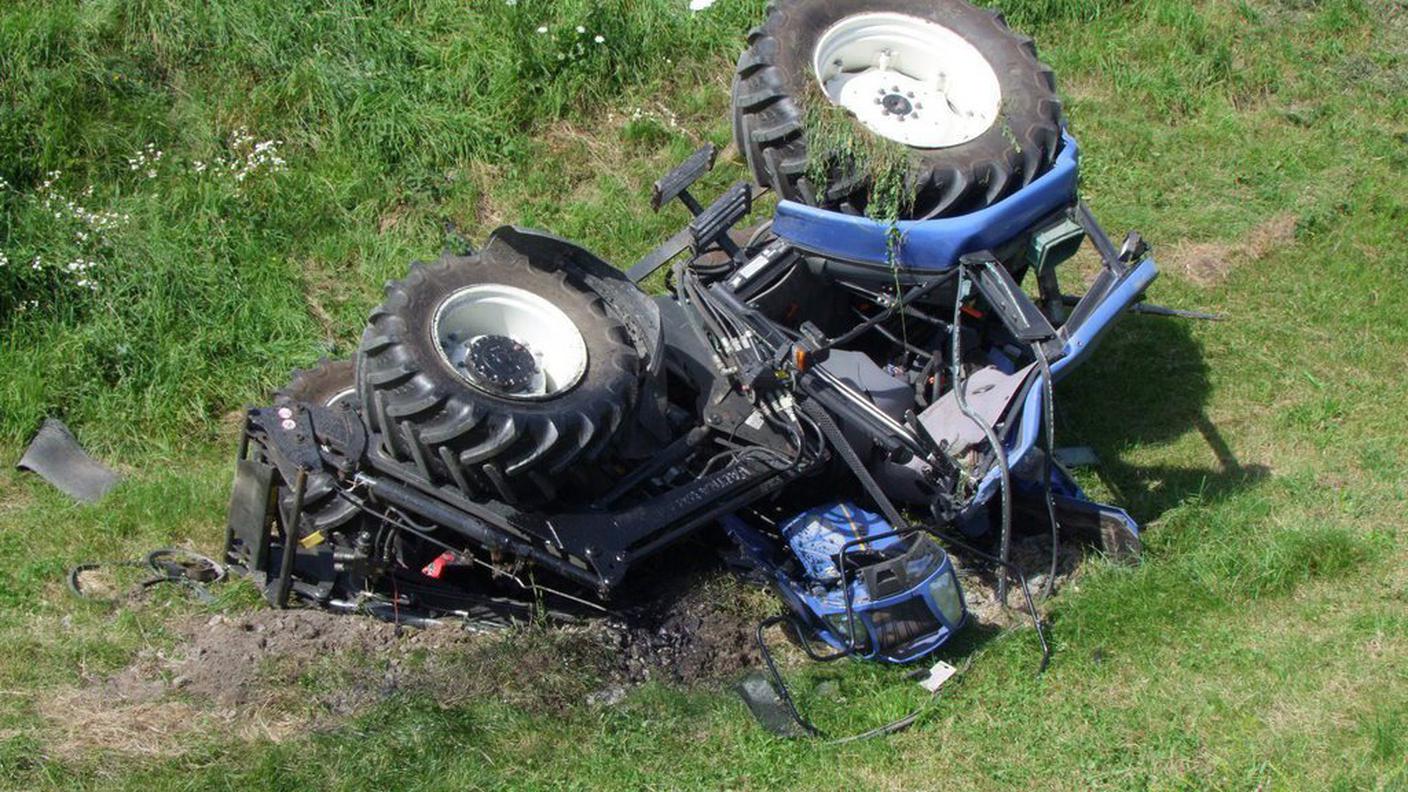 trattore incidente ky.JPG