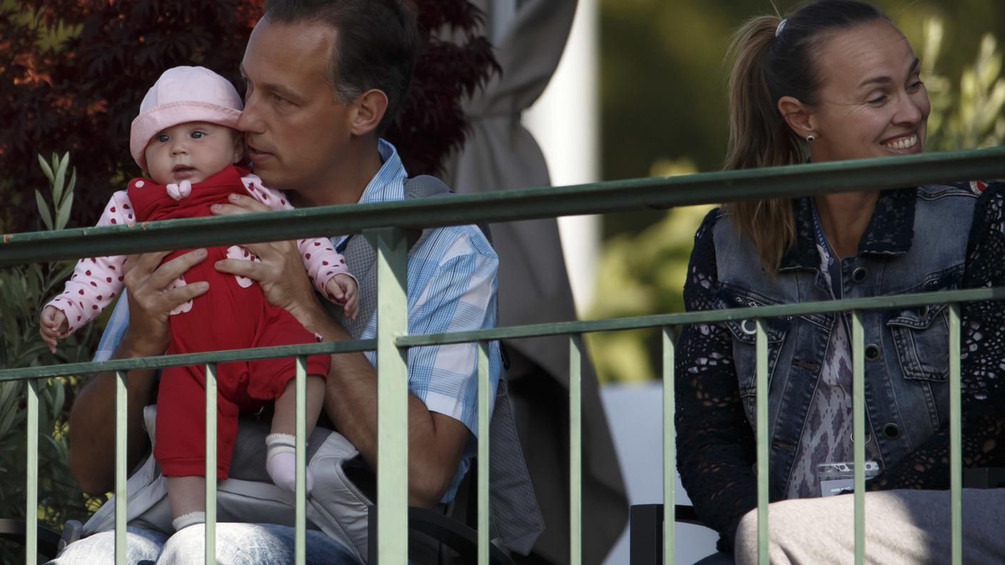 La Hingis, il marito e la figlia Lia, qui in un'immagine del 2019