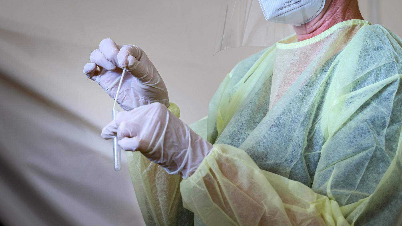 Nell'ultima settimana in Svizzera sono stati accertati 15'302 nuovi contagi