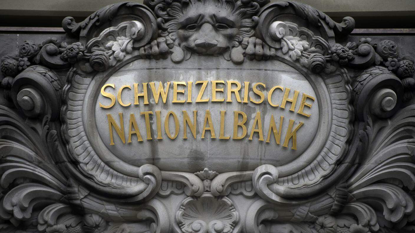Per la politica monetaria svizzera si chiude un periodo di tassi negativi durato quasi 8 anni