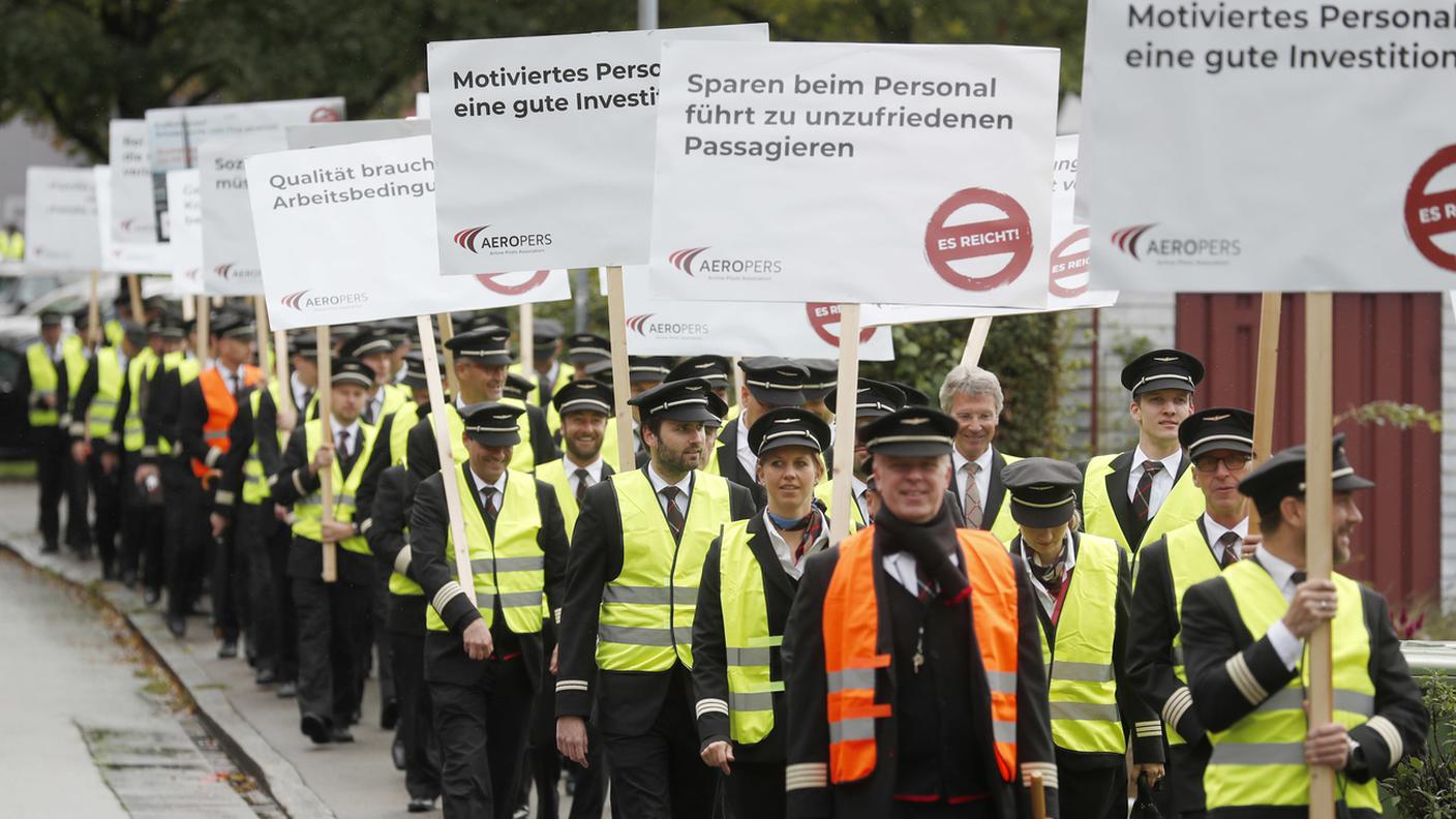 La manifestazione dei piloti Swiss